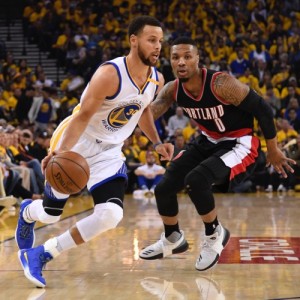 世界杯比赛在线观看入口-弗莱：利拉德绝对值名人堂 他每年都带队季后赛 只是遇到了宇宙勇